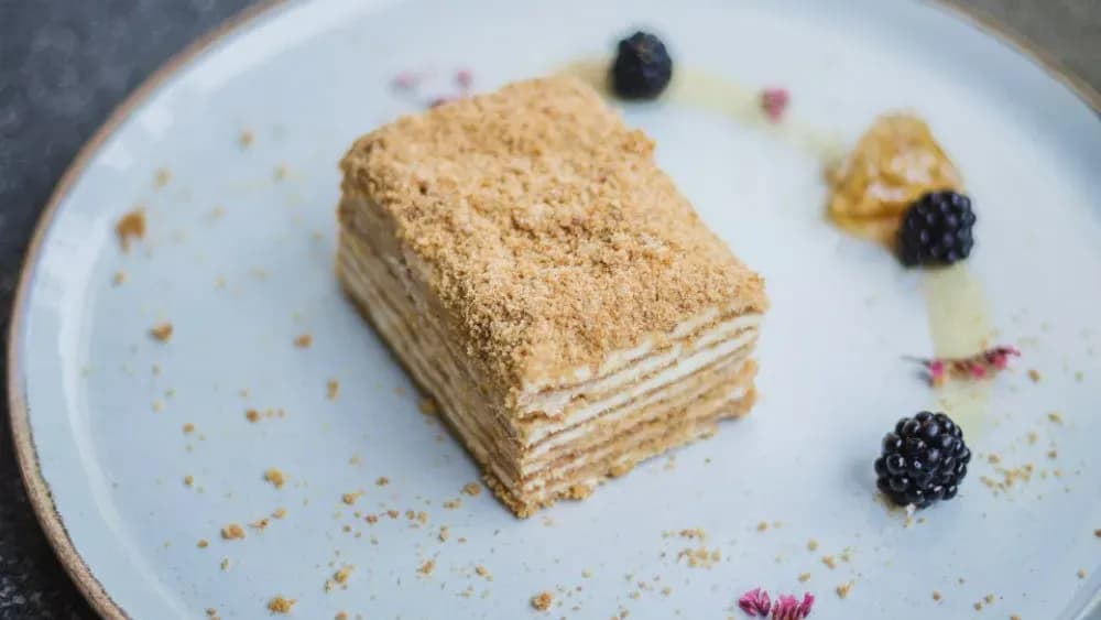 Honey cake