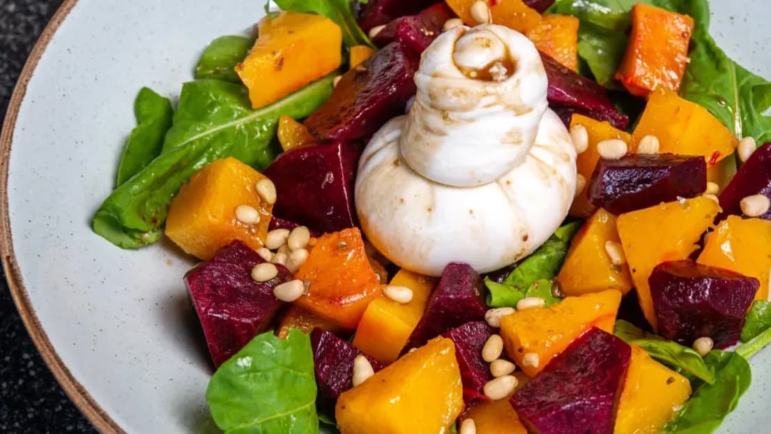 Salad "Victoria"