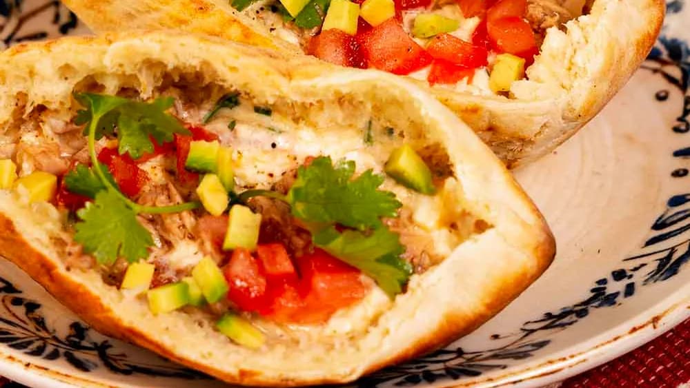 Ton balıklı pita