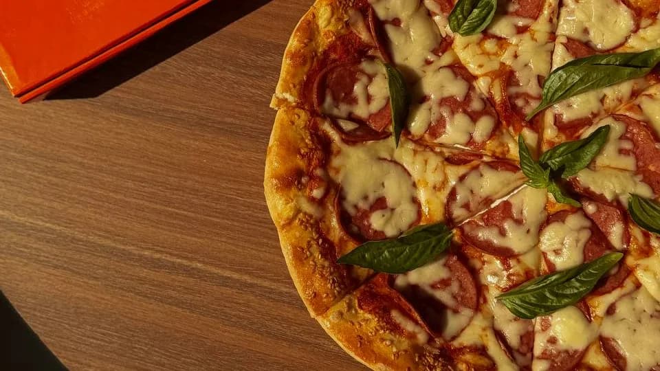 Pepperoni pizza