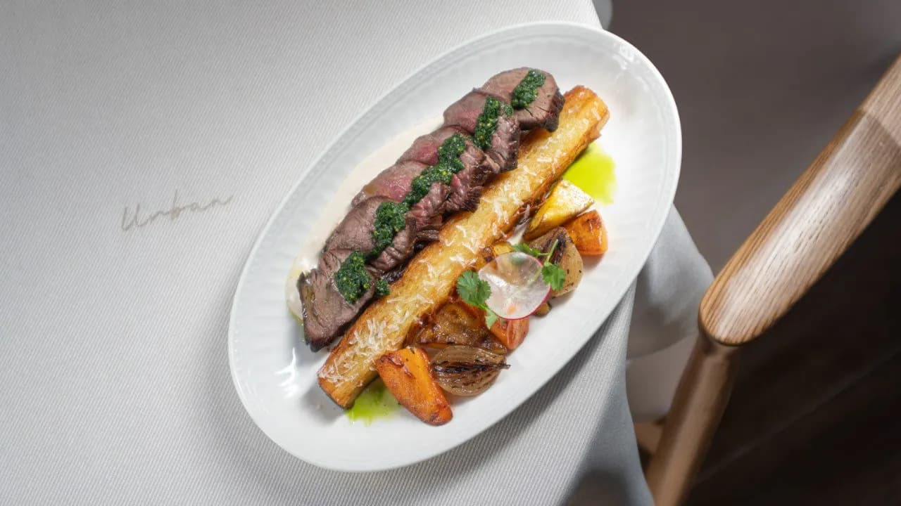 Bon fillet with gratin potatoes and Eclipso sauce