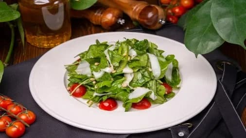 Mozarellaly salat