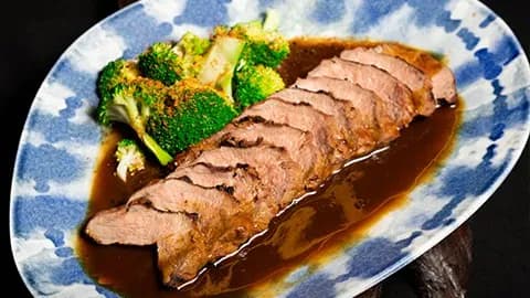 Hoisin sousunda biftek