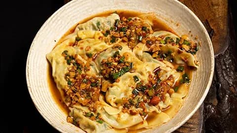 Towuk-krewetkaly wontonlar