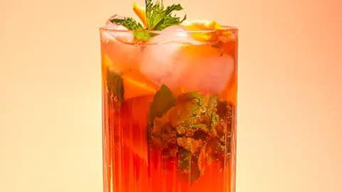 Gyrmyzy Mohito