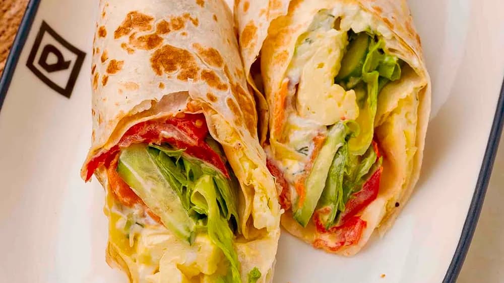 Somonlu scrambled eggli lavaş