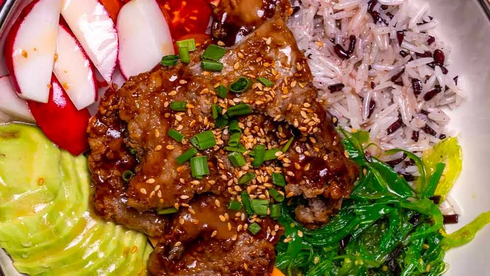 Dana poke bowl