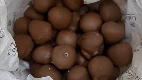 Стаканчик малины в шоколаде