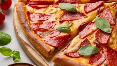 Kiçi pepperoni pizza