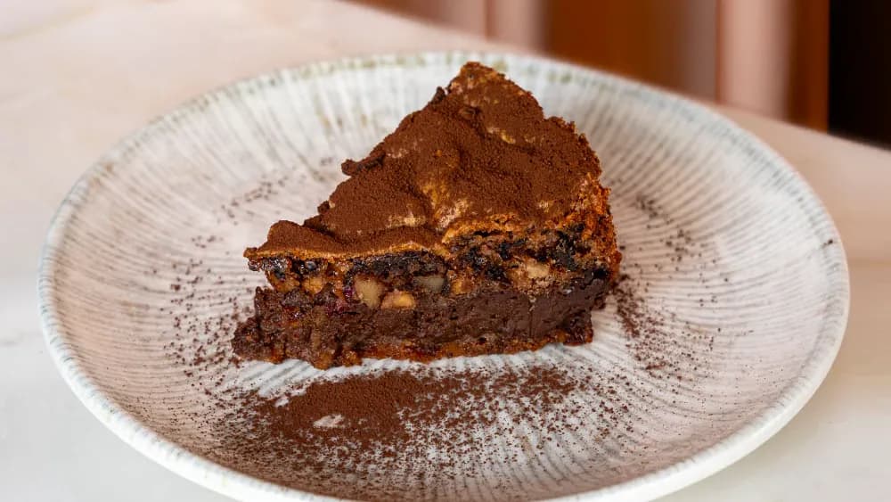 Gluten-free nut pie