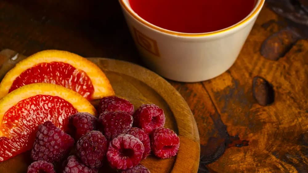 Raspberry-grapefruit