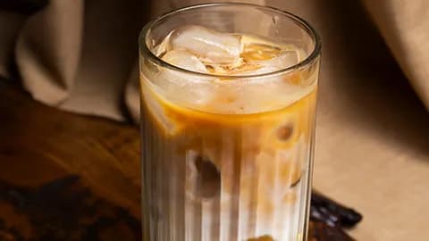 Mango coconut latte