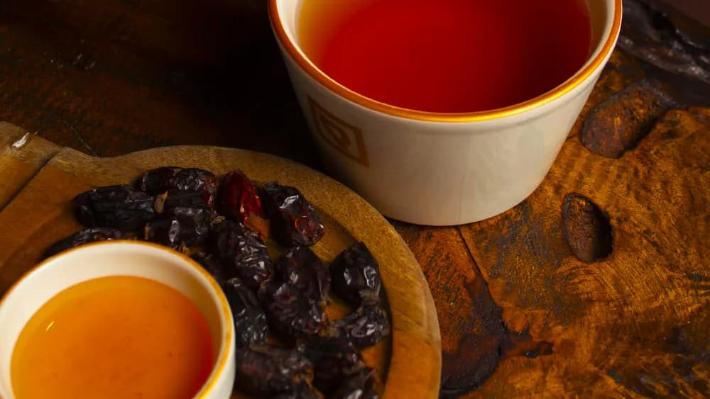 Rosehip with honey
