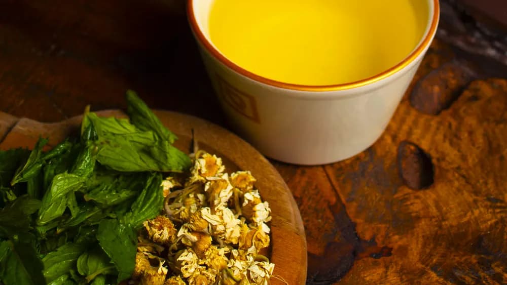 Chamomile with mint