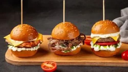 Üçli mini burger