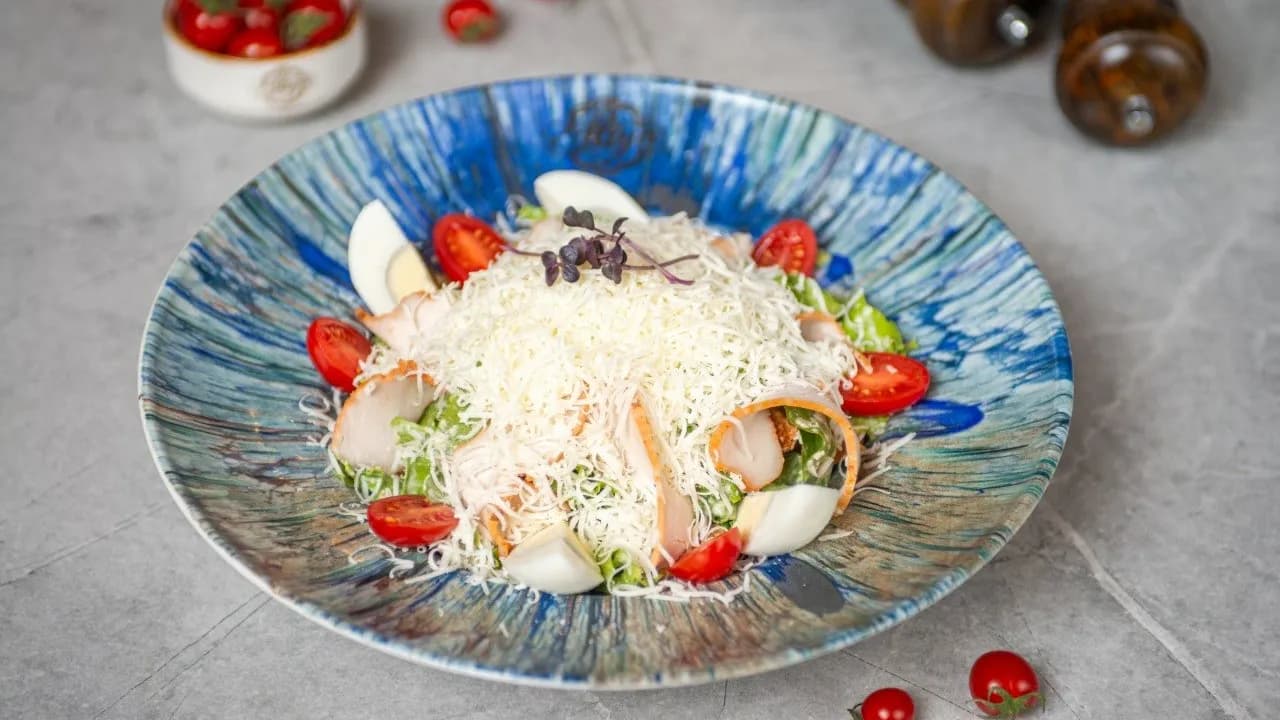 Ýewro baklajanly salat