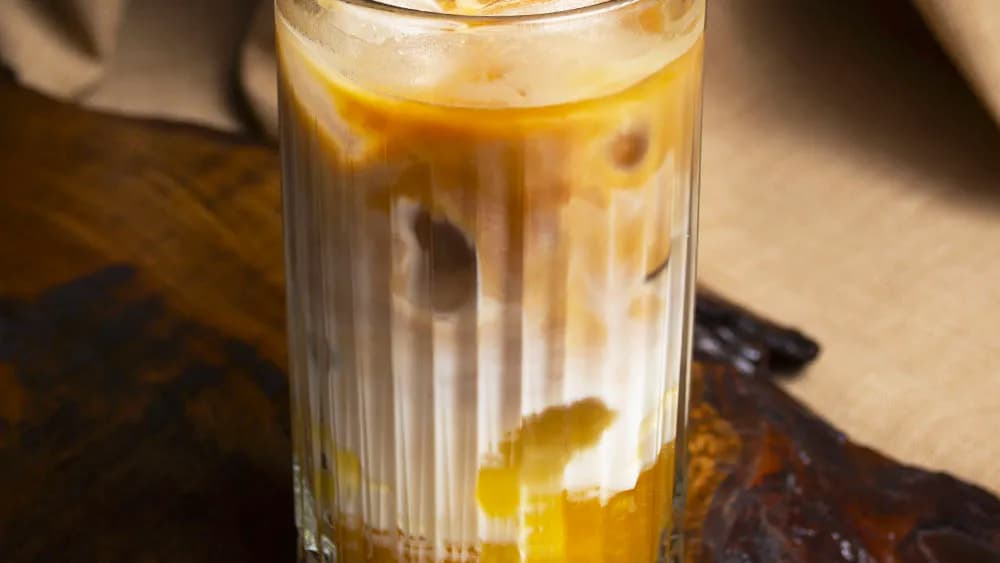 Mango hindistan cevizi latte