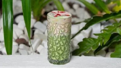 Strawberry Matcha Ice